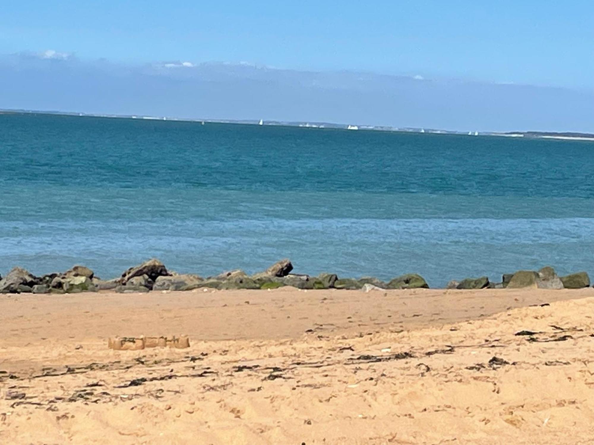 Willa Maison Avec Parking Proche De La Plage Foulerot Zewnętrze zdjęcie